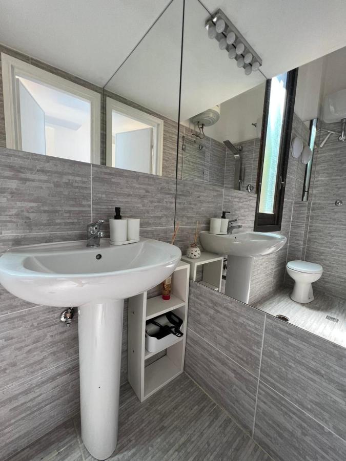 Surf House Apartment Lido di Ostia Ngoại thất bức ảnh